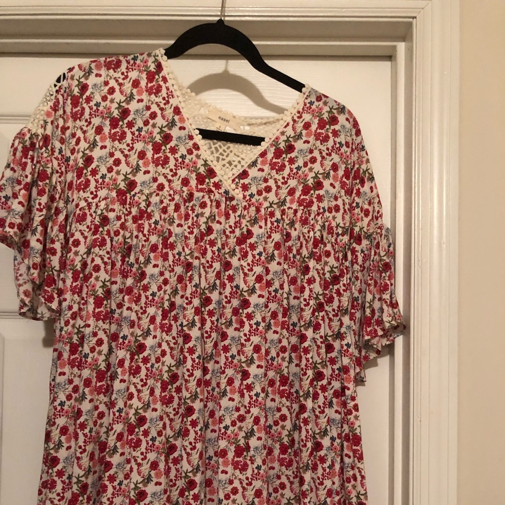 Cute Floral Top